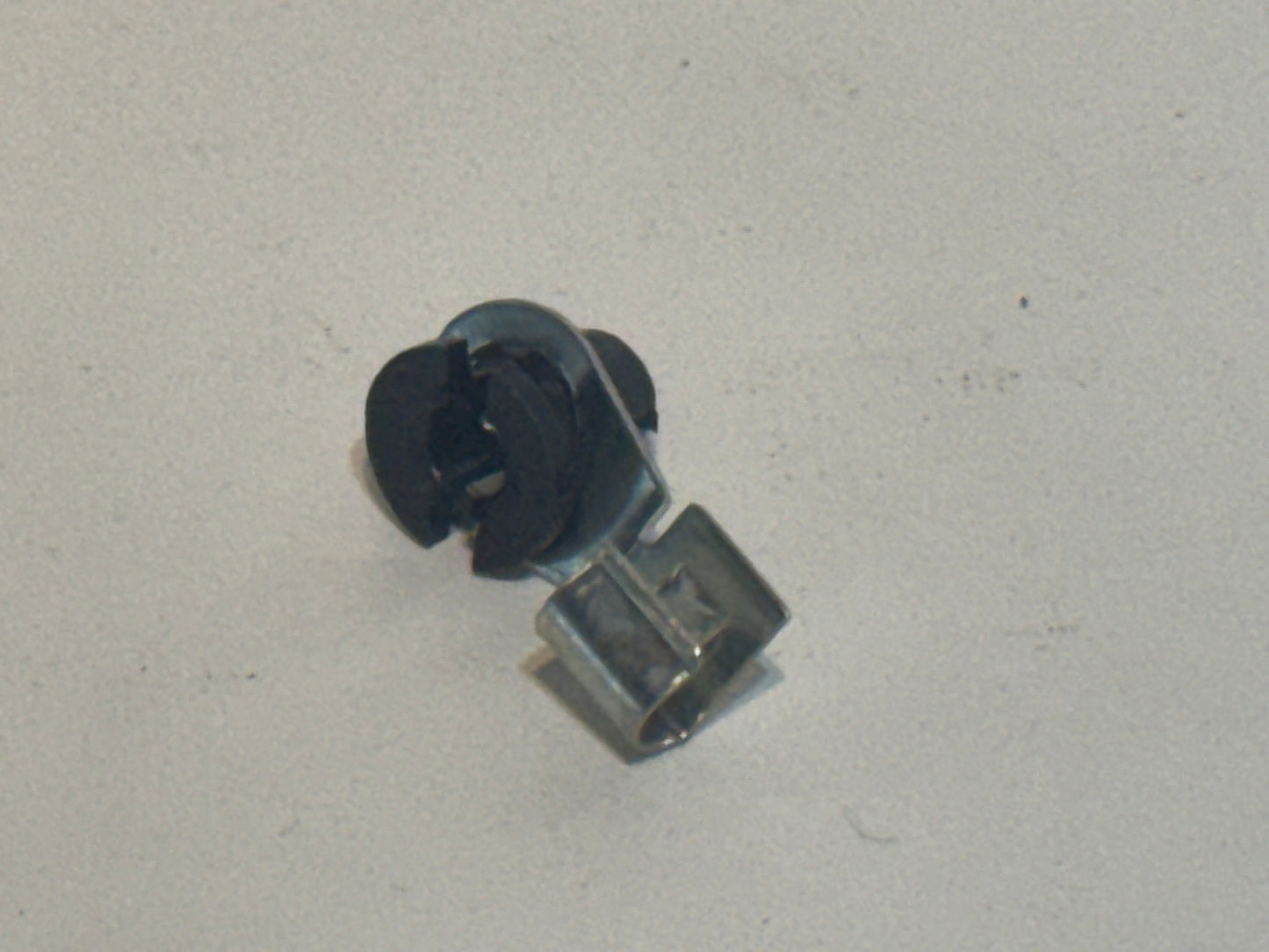 Door Control Rod Clip