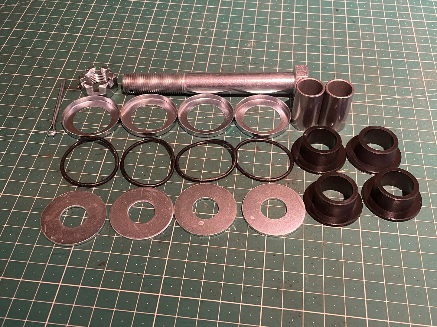 Trunnion Bolt, Bush Kit