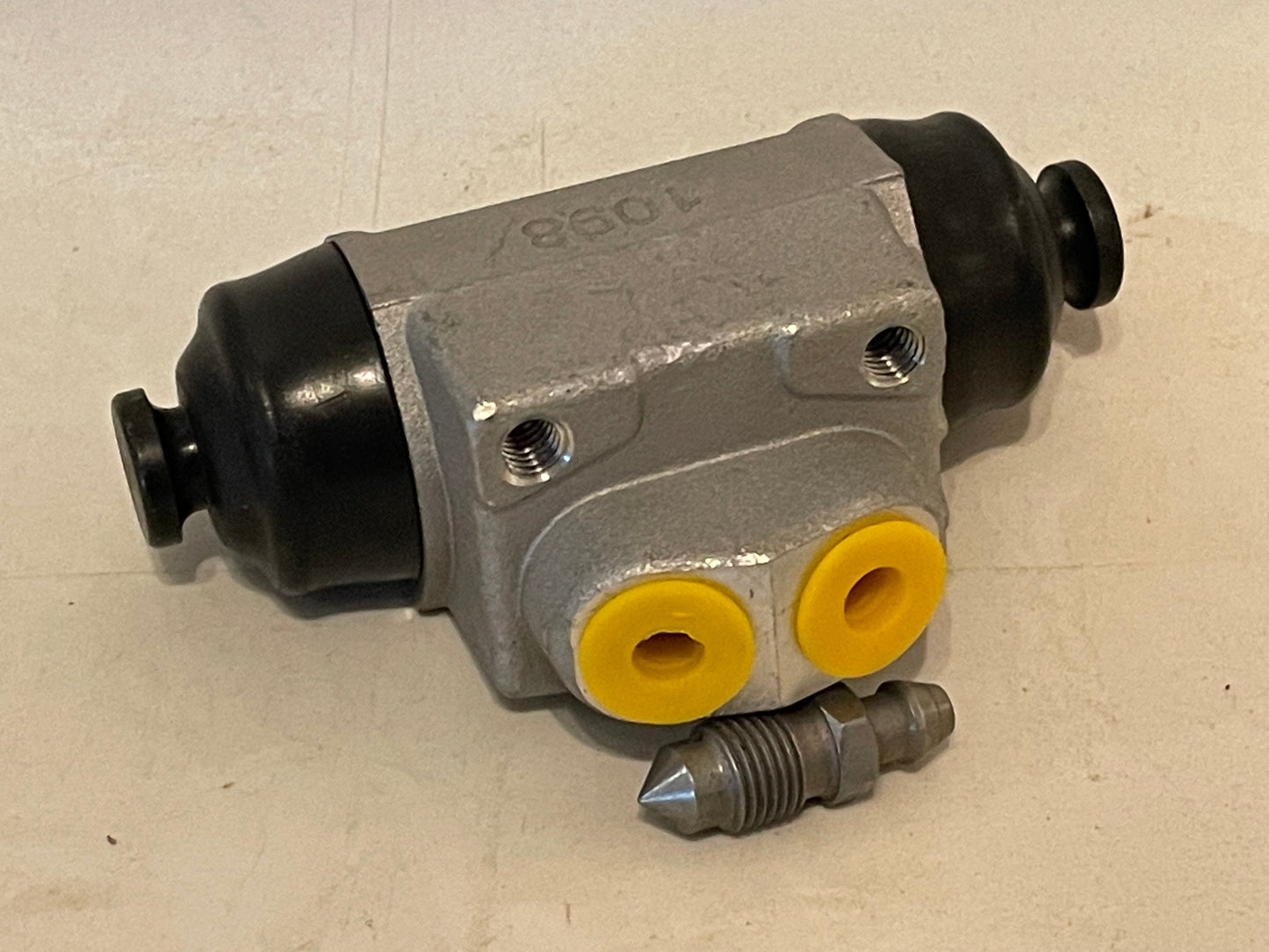 Rear Wheel Cylinder