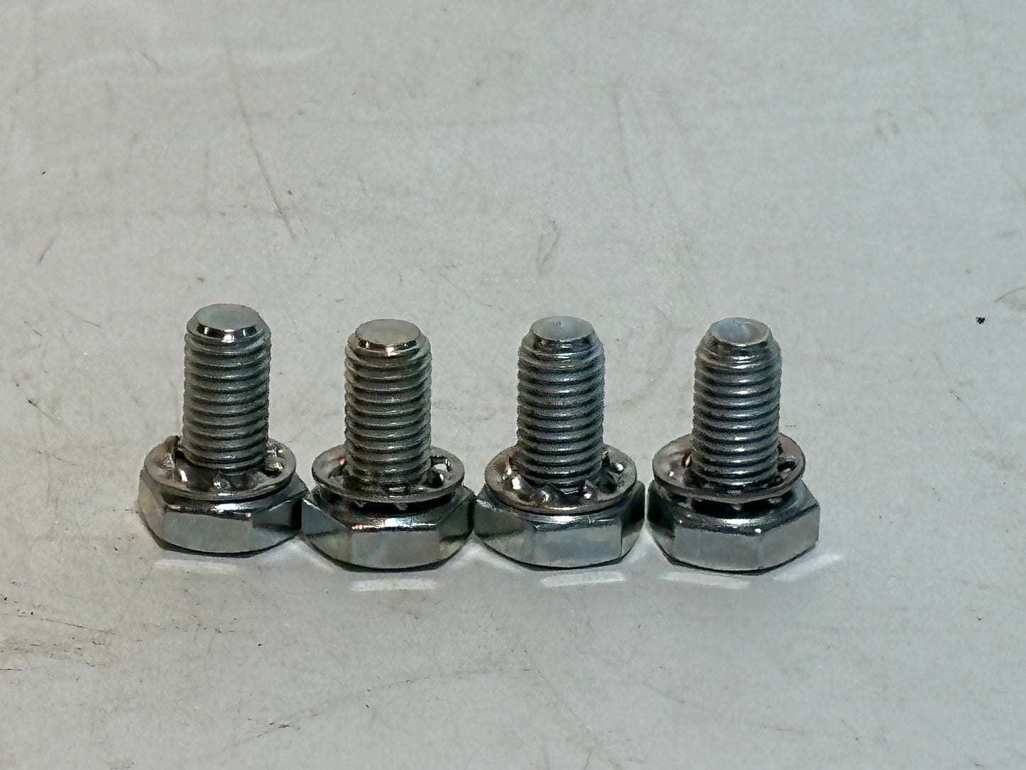 Front Wheel Cylinder Bolt Kit