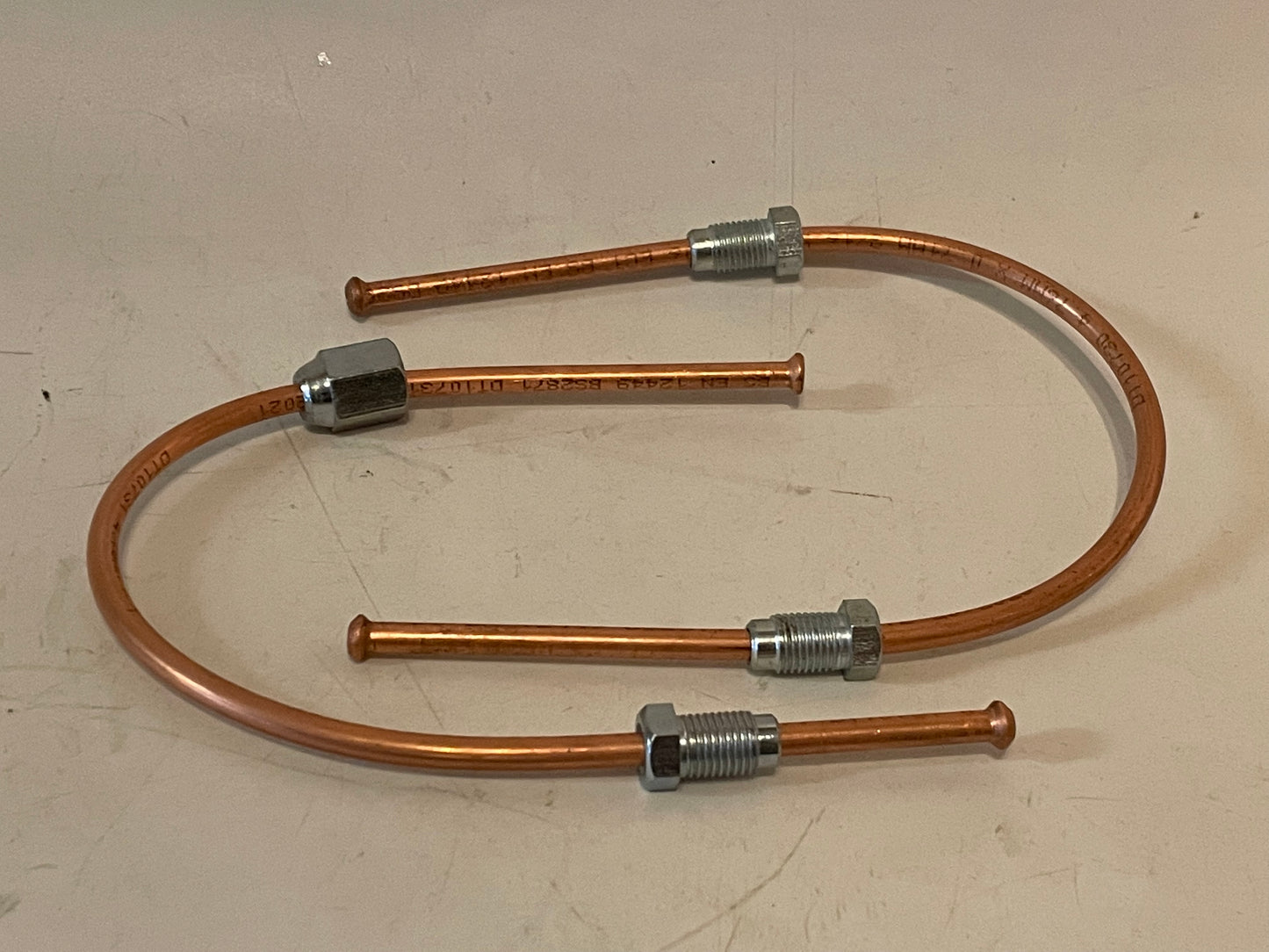 Front Hub Brake Pipe Set - upto 1994