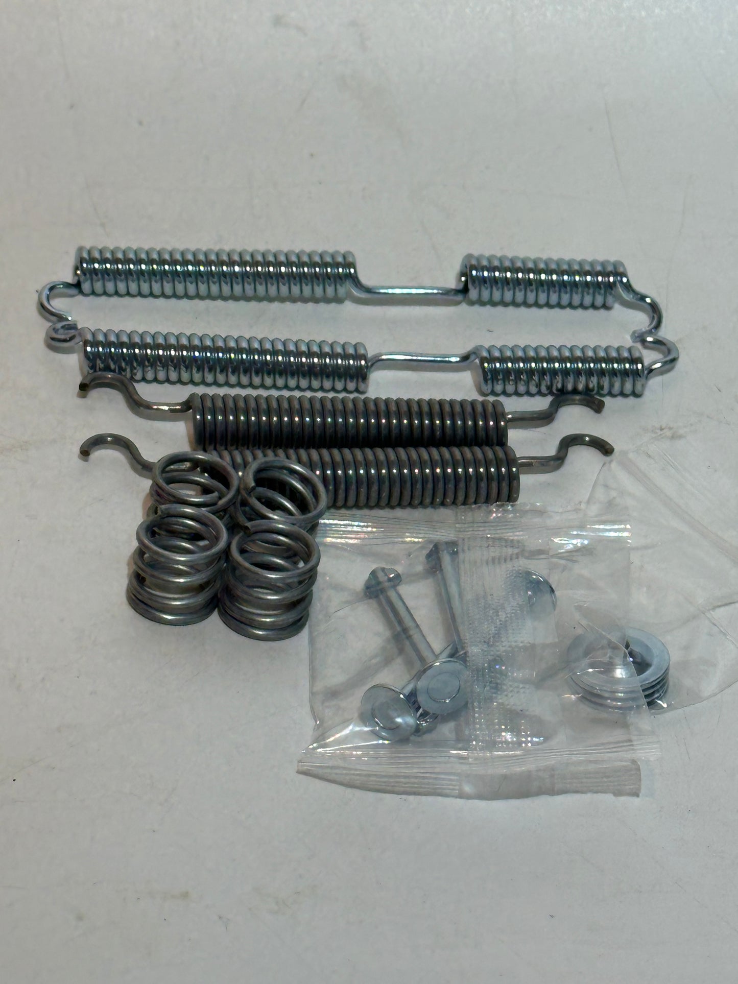 Rear Axle Brake Spring Set, Early