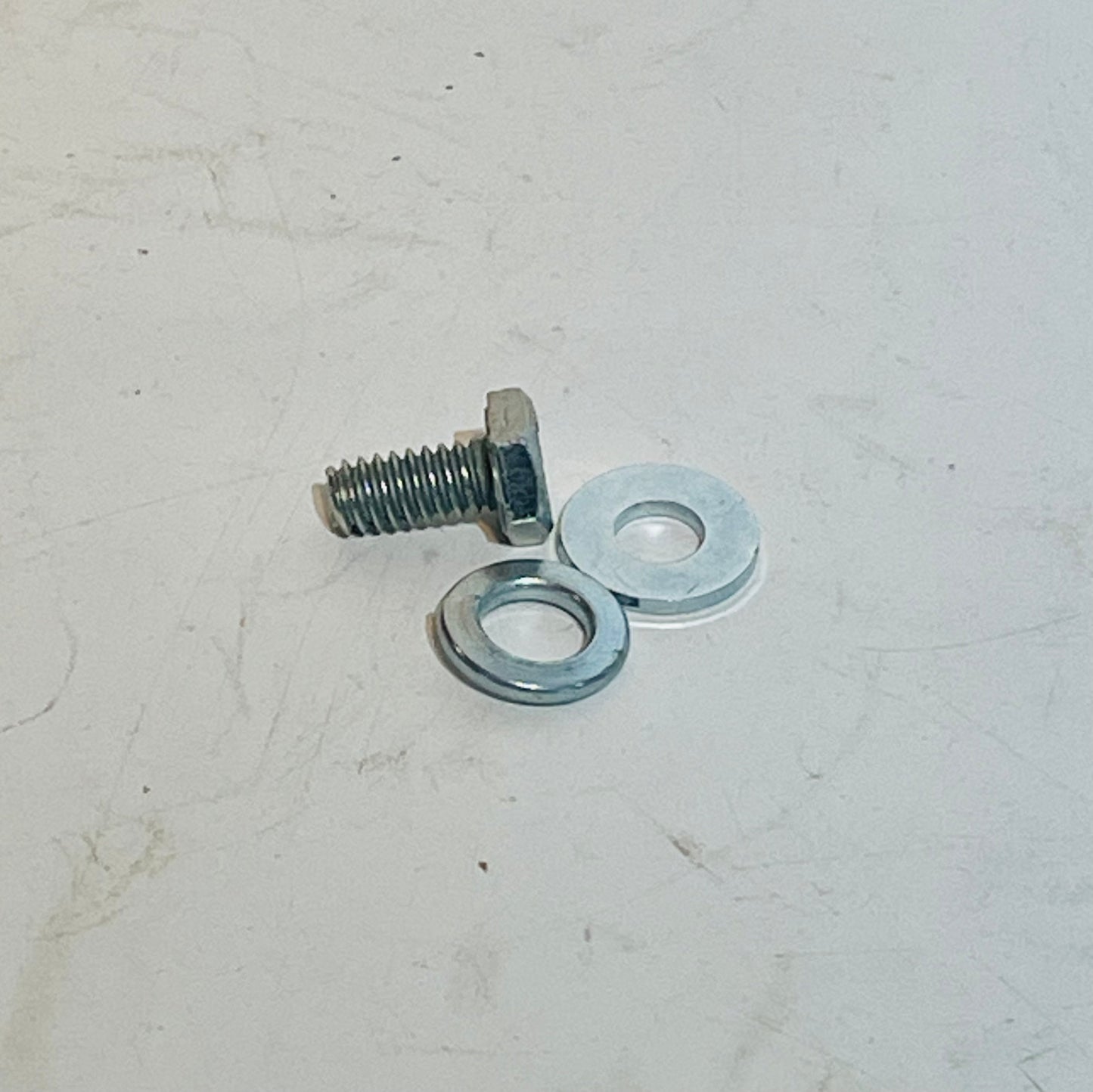 Distributor to Block Bolt Kit