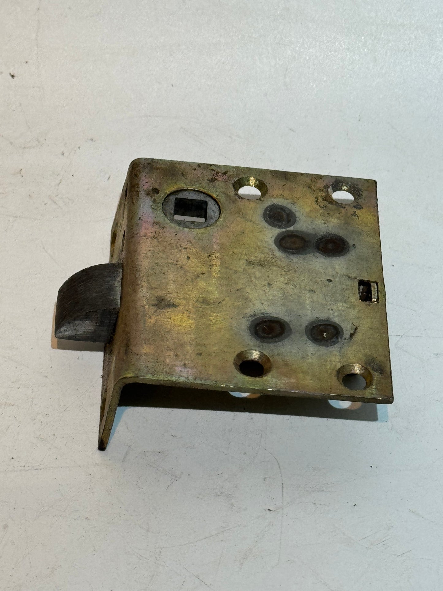 Estate Rear Door Lock