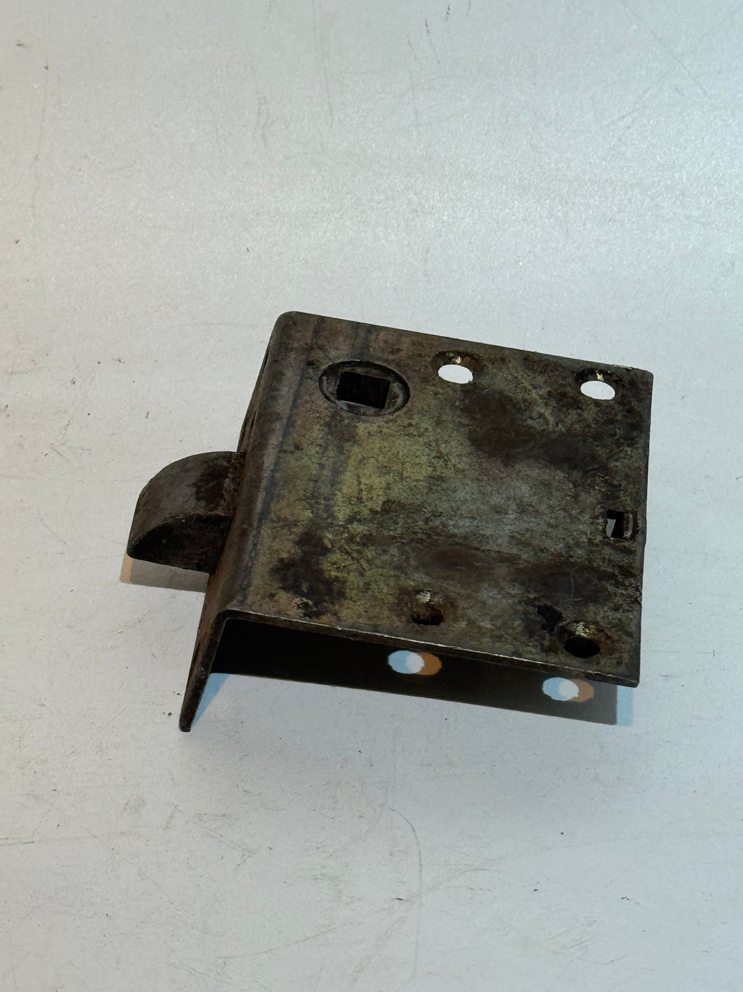 Estate Rear Door Lock