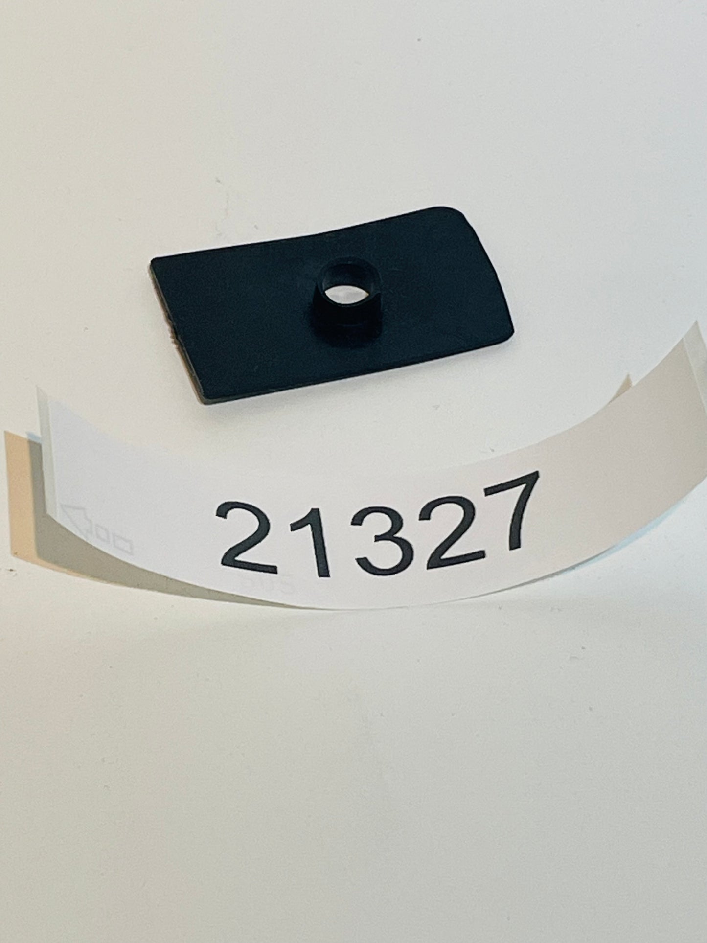 Saloon Rear Hatch Hinge Gasket