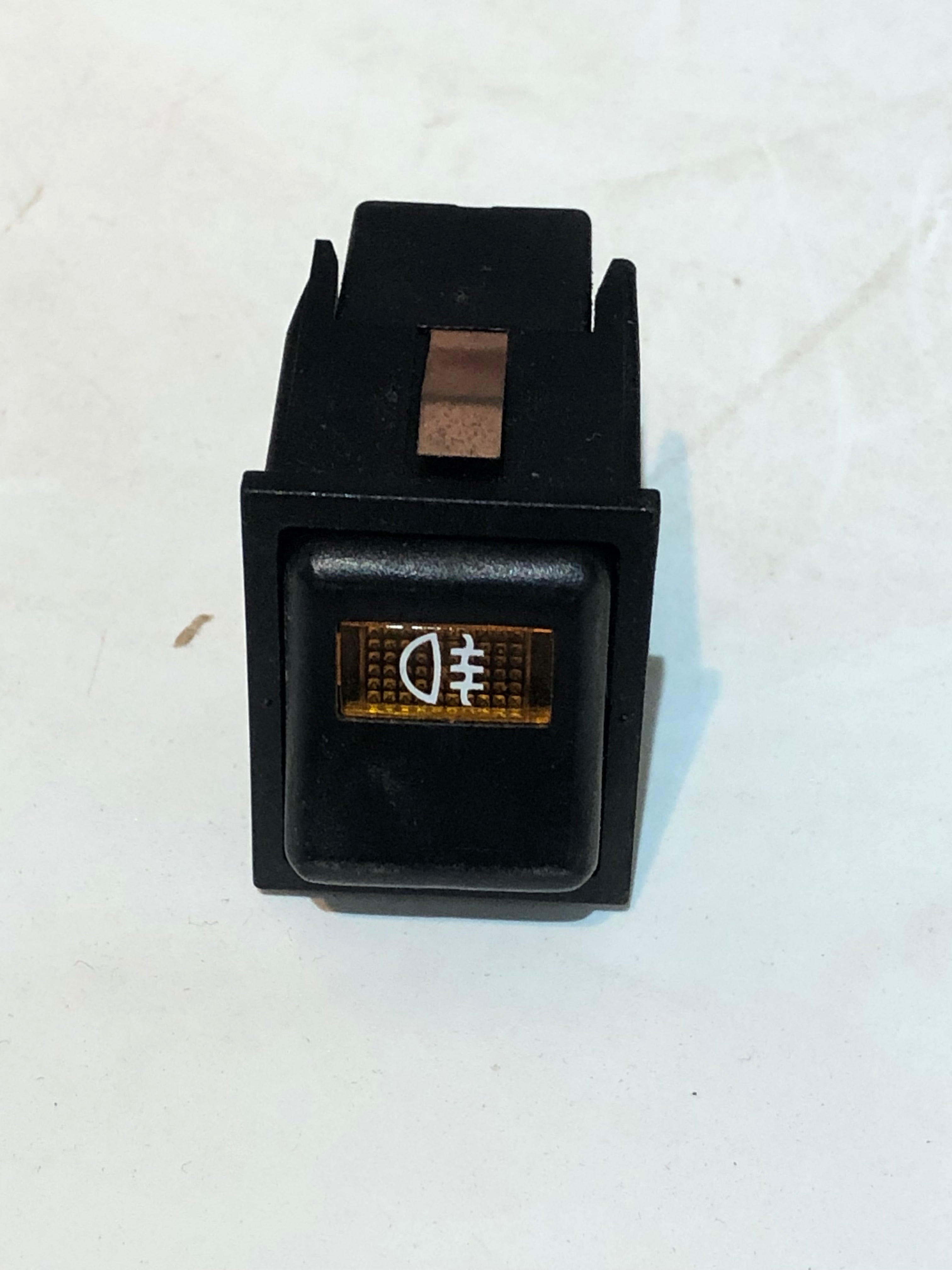 Rear Fog Light Switch – CHG Classics Ltd