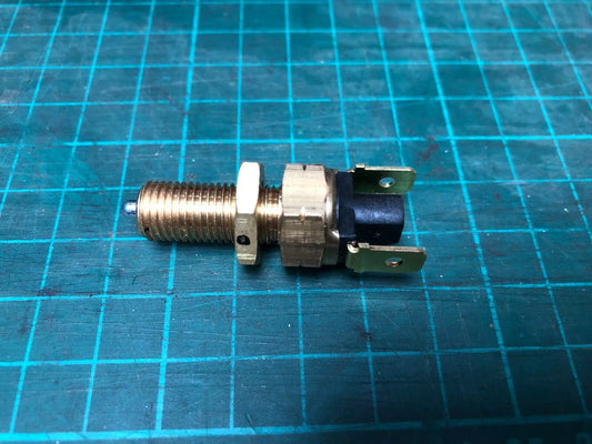 Reverse Light Switch - Fine Thread