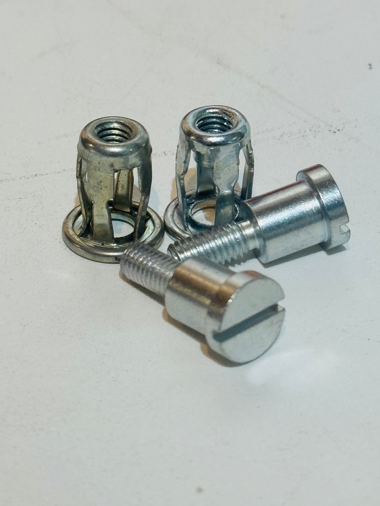 Bonnet Pivot Bolt Kit