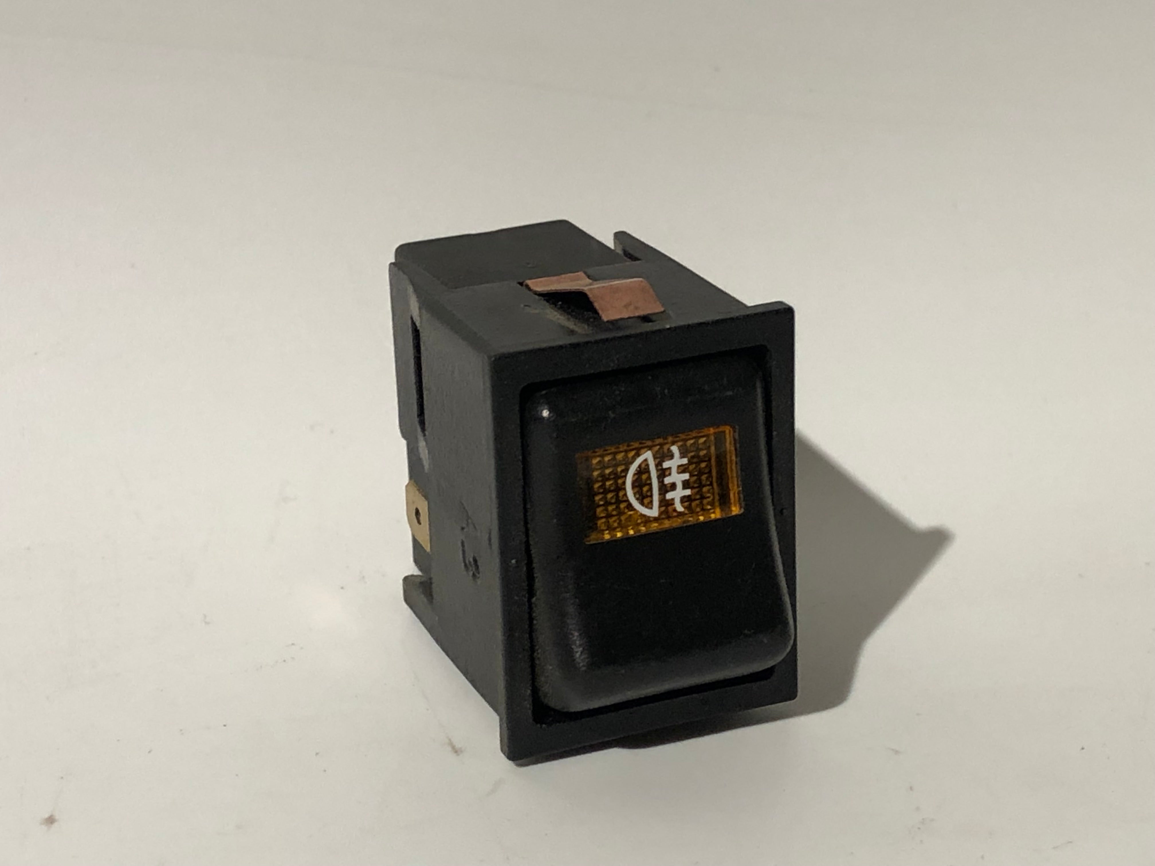 Rear Fog Light Switch, Late – CHG Classics Ltd