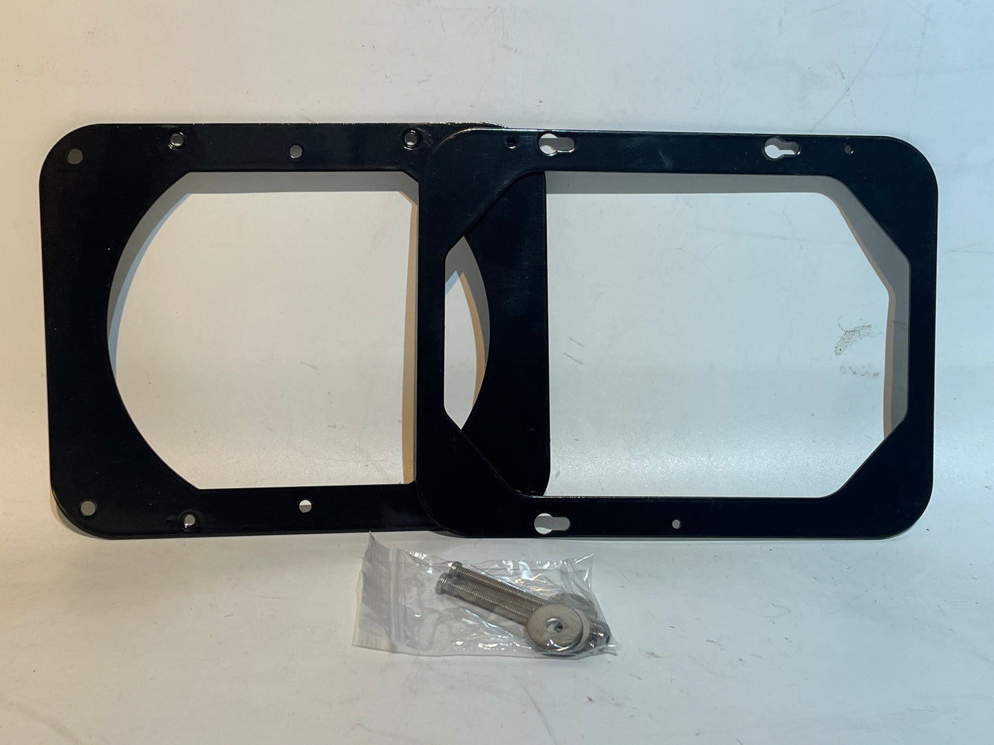 Rialto Headlight Mounting Plate Set