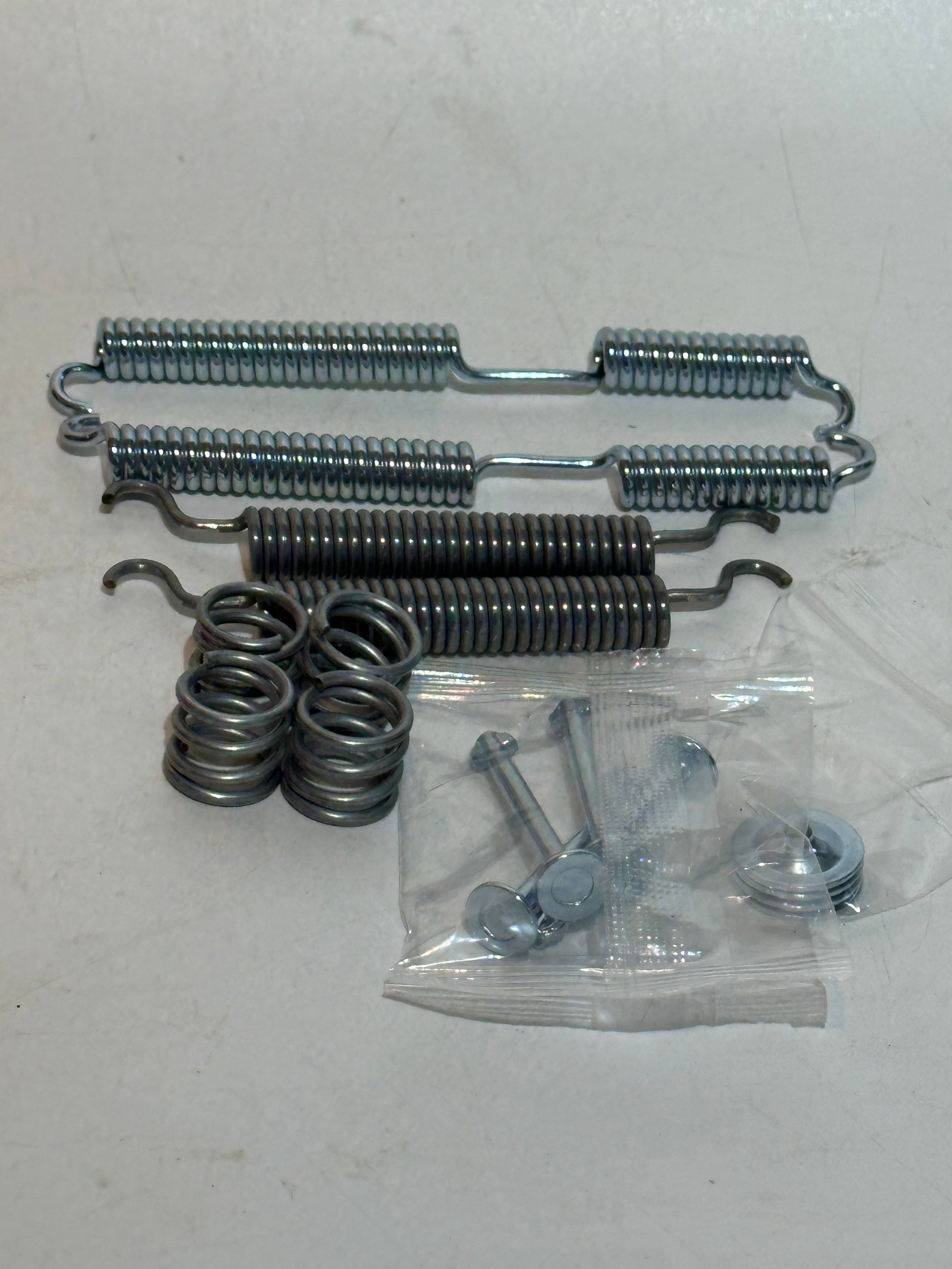 Rear Axle Brake Spring Set, Early – CHG Classics Ltd